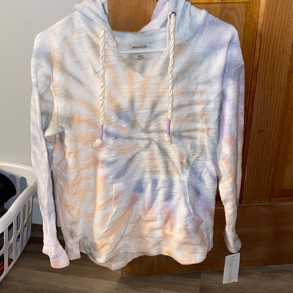 Tie dye hoodie. New with tags. Front pocket and soft rope draw string.